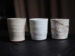 Tea/coffee cups with a dimple ver.1