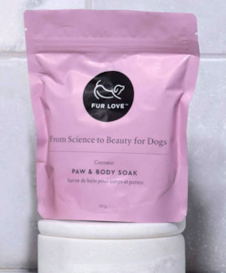 Groom Dog: Fur Love Paw Care / Coconut & Citrus Paw Soak