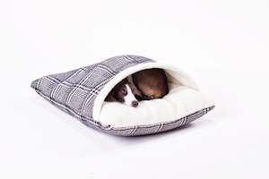 Dogs: Burrow Bed
