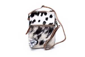People Walk: Cowhide Walking Bag