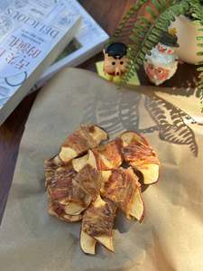 Chicken Apple Crunchy Clucks (40g)
