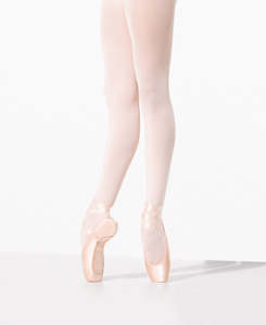 Capezio Pointes: Capezio Donatella #3 Pointe Shoe 1139W