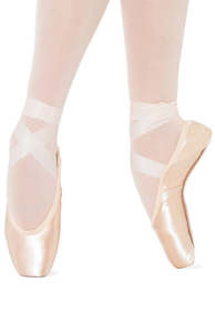 Pointe: Bloch Sylphide Pointe Shoe S0133