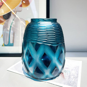 Products: Ocean Lattice Liuli Vase Puredeco