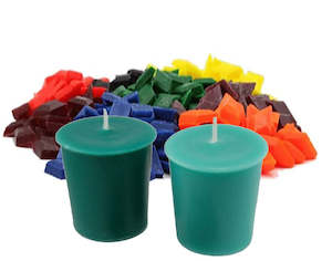 Candle Dye Chips: Candle Dye Chips  / Turquoise