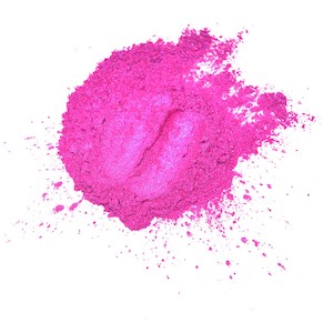 How To Make A Bath Bomb: Mica - Fuchsia