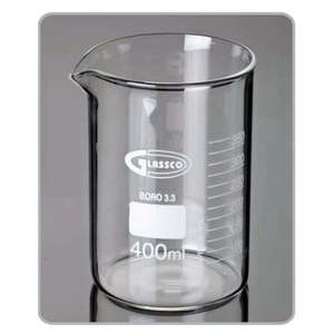 Beakers, glass, low form, with graduation and spout