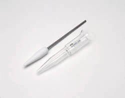 Homogeniser with PTFE pestle