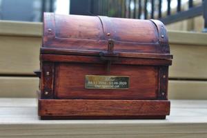 Pet Memorials: Pet Memorial Plaque | Mirror Stainless