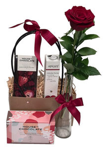 Products: Berrylicious Putts Green Florist Kerikeri