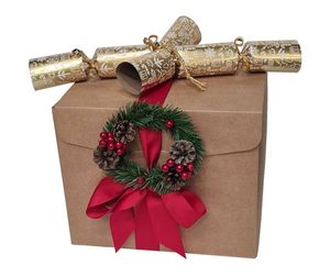 Products: Christmas Gift Box – Large Putts Green Florist Kerikeri