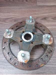 Can Am: 2018 Can Am Outlander 570 Hub and Rotor