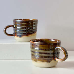 HP: Glazed stoneware mug