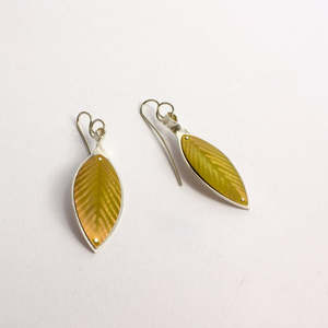 Earrings: RB142: Pohutukawa leaf earrings