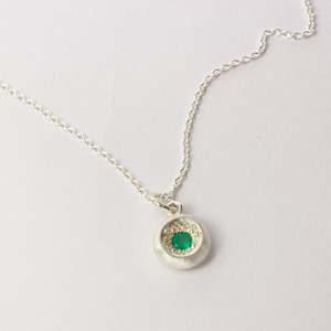 RMO63: Rock pool emerald pendant