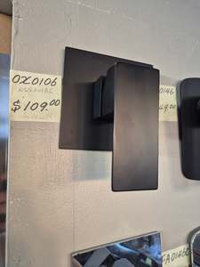 Shower Mixers: Sharp Corner Square Base Shower Mixer