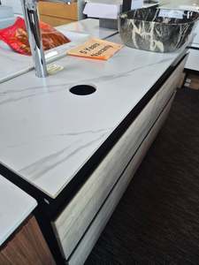 Counters: Porcelain Benchtop Slab