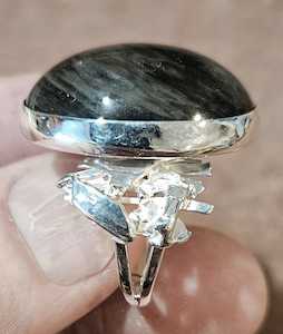 Sterling Silver Ring with Waihi Obsidian