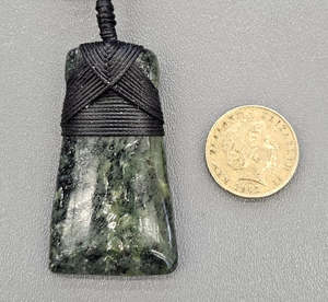 Jewellery Space: NZ Pounamu Toki, medium