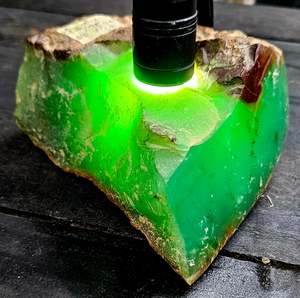 Chrysoprase Alter Stone
