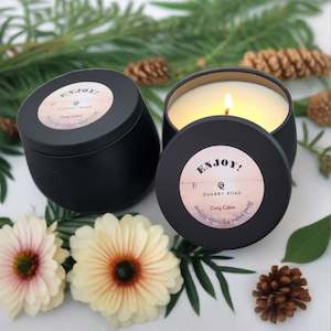 Candles: Cosy Cabin - Gingerbread, Tobacco, & Caramel