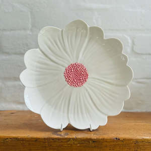 Noss And Co: Flower Plate - White & Pink - Small