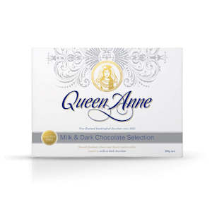 Milk Chocolate: Milk & Dark Chocolate Selection 200g