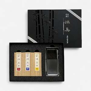 Painting: Kuretake SAIBOKU SHIMBI Set of 3 Inksticks & Glass Inkstone