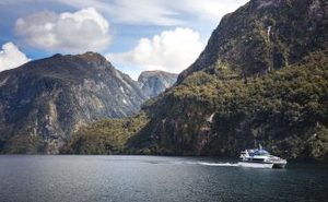 Products: Milford Sound Heli Cruise Heli