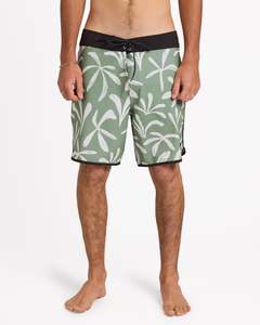 Mens Surfsilk Scallop 18" Boardshorts