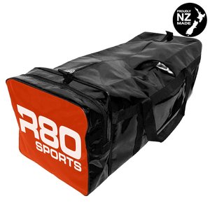 Bags And Back Packs: R80 Club Kit Colours Gear Bag Black with End Pocket