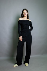 Best Selling Items: Jill L/S Top - Black (PO)