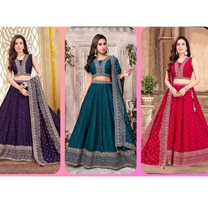 Choli Outfit - LFC054