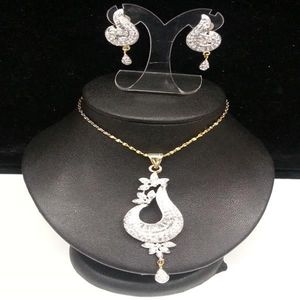Accessories: Fancy Pendant Set