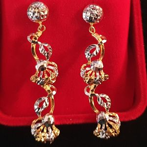 GJED023-Long Earrings with Rhodium works