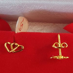GJES028-22ct Gold Double hearts design studs