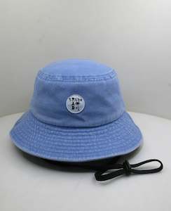 RT1107 RAD TRIBE BUCKET HAT IN ACID WASH BLUE