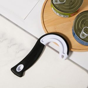 Easy grip pull can opener