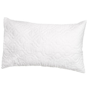 Quilted pillow protector