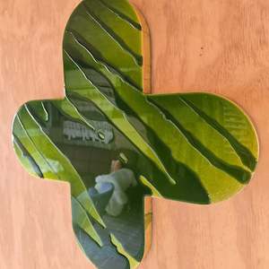 JUICY KISS Forest Moss @ ORA GALLERY