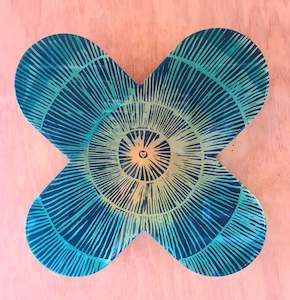 Juicy Kisses Cutouts: JUICY KISS Amor Starburst