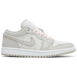 Air Jordan 1 Low SE - Light Iron Ore (W)