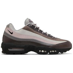 Trending Sneakers: A Ma Maniére x Nike Air Max 95 SP - While You Were Sleeping