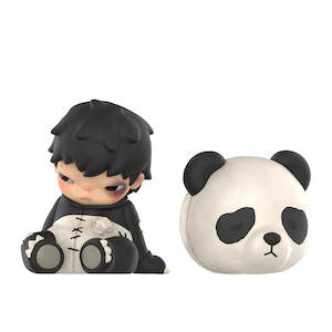 Pop Mart: POP MART - Hirono Doll Panda 100% Figurine