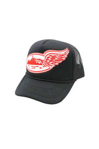 Corteiz Alcatraz Wing Trucker Black & Red