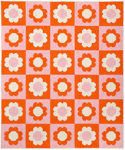 Best Buds Kona Quilt Kit (Throw Size) - Pen and Paper Patterns