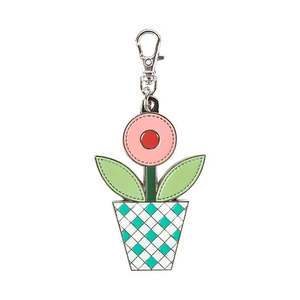 Gingham Garden Flower Charm - Lori Holt Happy Charms