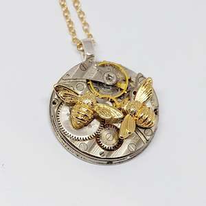 Bestsellers: BESTSELLER! Timepiece Pendant with Golden Honeybees