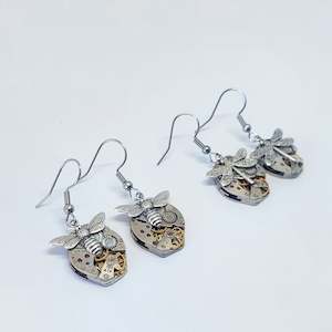 Bestsellers: Bestseller! Timepiece earrings - dragonflies or bees