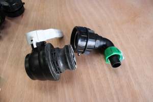 BSP63 IBC CAP + 25mm x 90o HOSE END for CAM LOCK VALVES - RainHarvest and Services